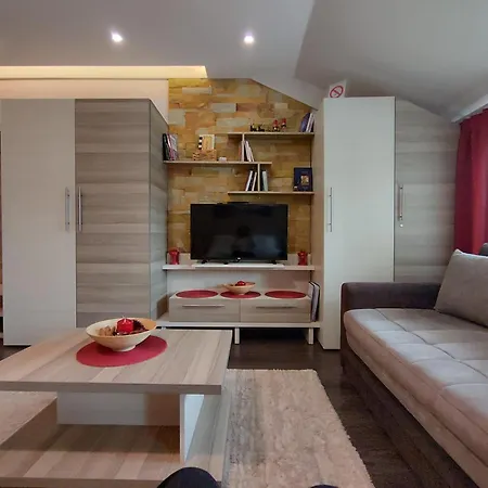 Tiva - Milmari Resort-garazno Mesto-gratis *