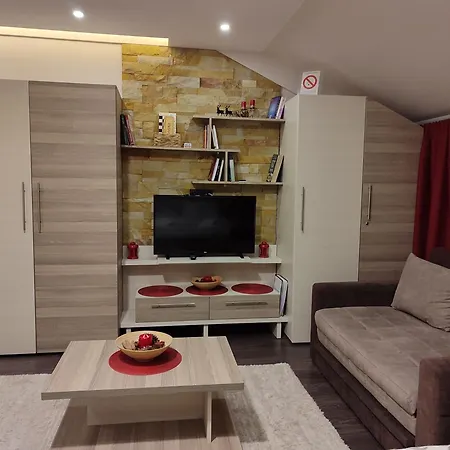 Tiva - Milmari Resort-garazno Mesto-gratis