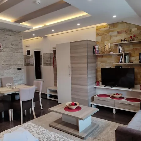 Tiva - Milmari Resort-garazno Mesto-gratis *