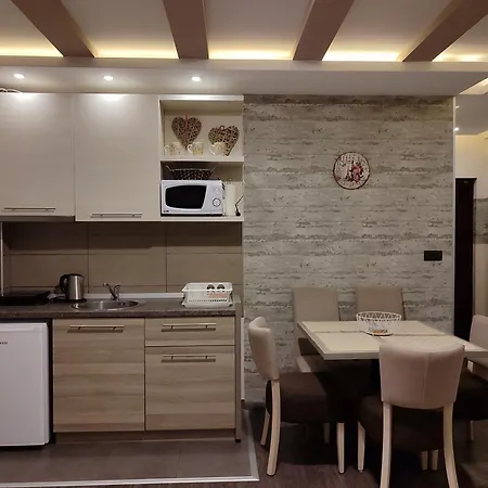 Tiva - Milmari Resort-garazno Mesto-gratis
